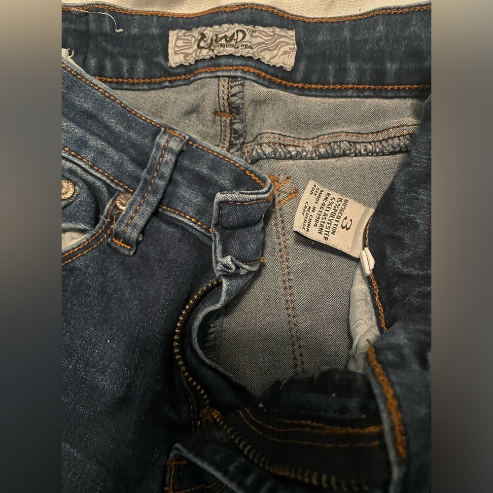 Size 3 women’s jeans - Picture 3 of 3